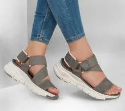 Skechers Arch Fit - Pop Retro Naisten Sandaalit | Mukavuus ja Tyylikäs Design -Naisten kengät 229298 119246GYPK 6