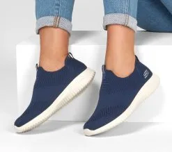 Skechers Ultra Flex - First Take - Naisten Kengät - Mukavuus ja Tyylikkyys -Naisten kengät 233433 12837NVY 6