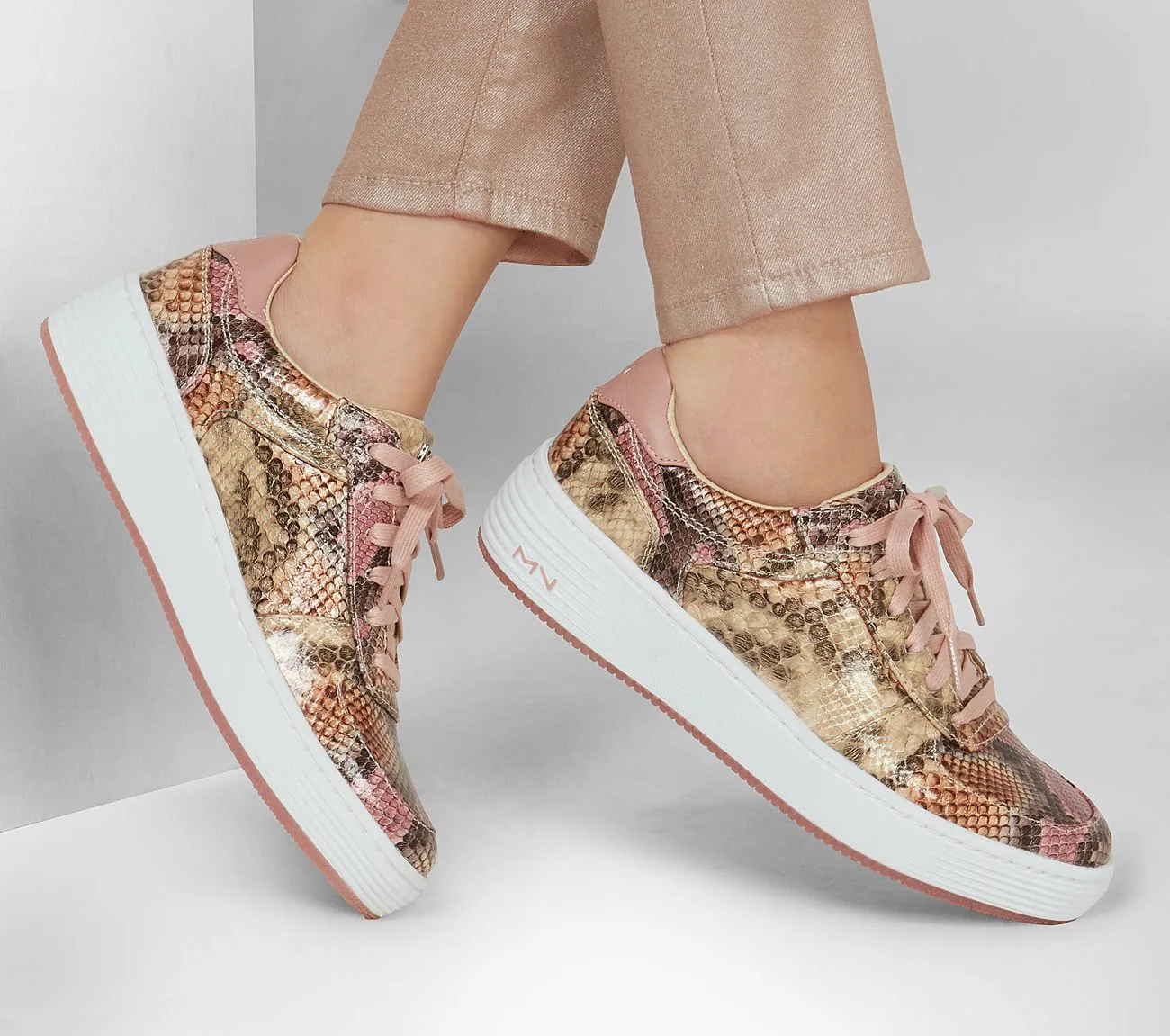 Skechers Mark Nason - Palmilla - Naisten kengät - Trendikäs ja mukava 8 Skechers Mark Nason - Palmilla - Naisten kengät - Trendikäs ja mukava - Image 6