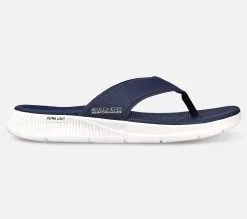 Skechers GO Consistent Sandal - Penthouse - Miesten sandaalit - Mukavuus ja tyylikkyys